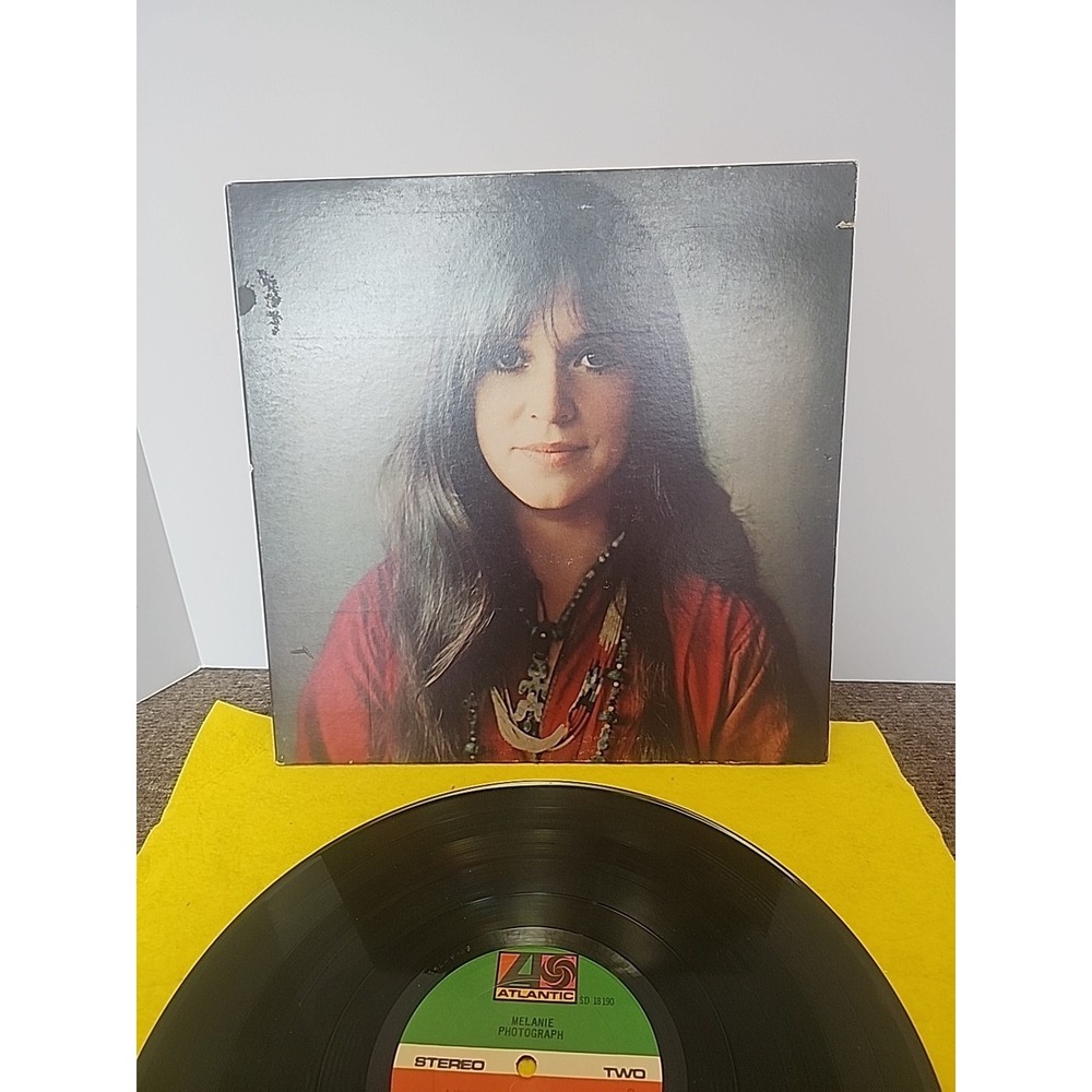 Vintage‎ Melanie Photograph Record Album Vinyl LP Record Folk Rock